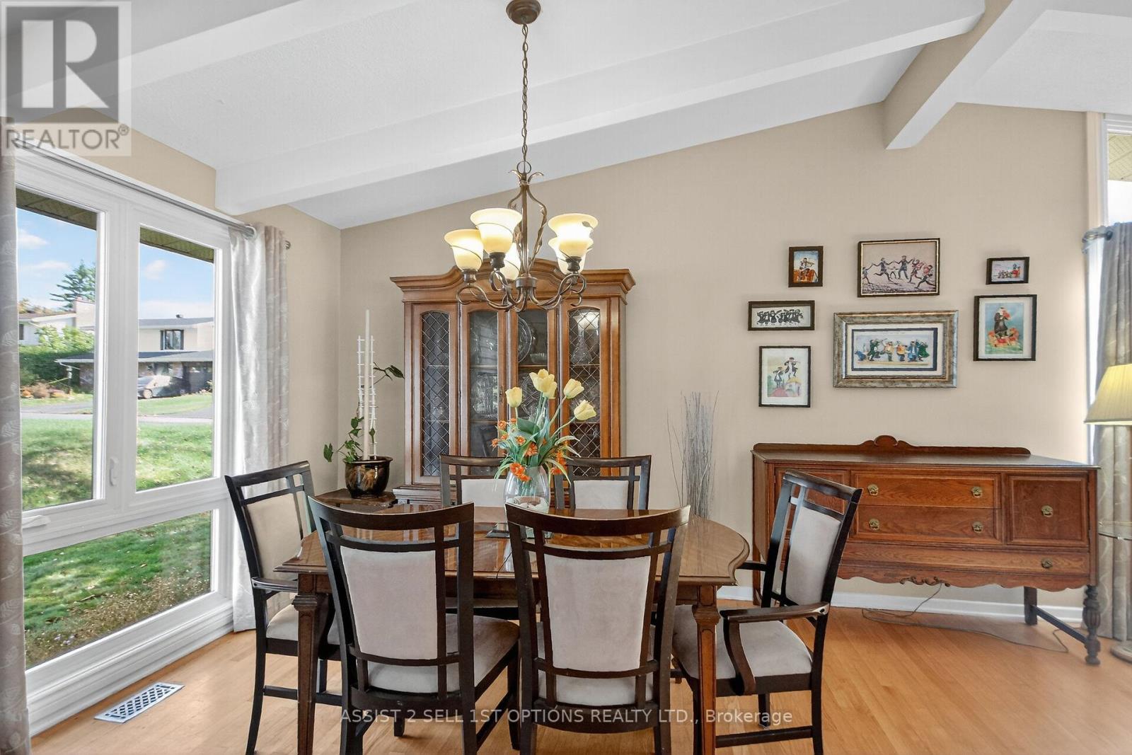 24 Barnes Crescent, Ottawa, Ontario  K2H 7C2 - Photo 10 - X12301699