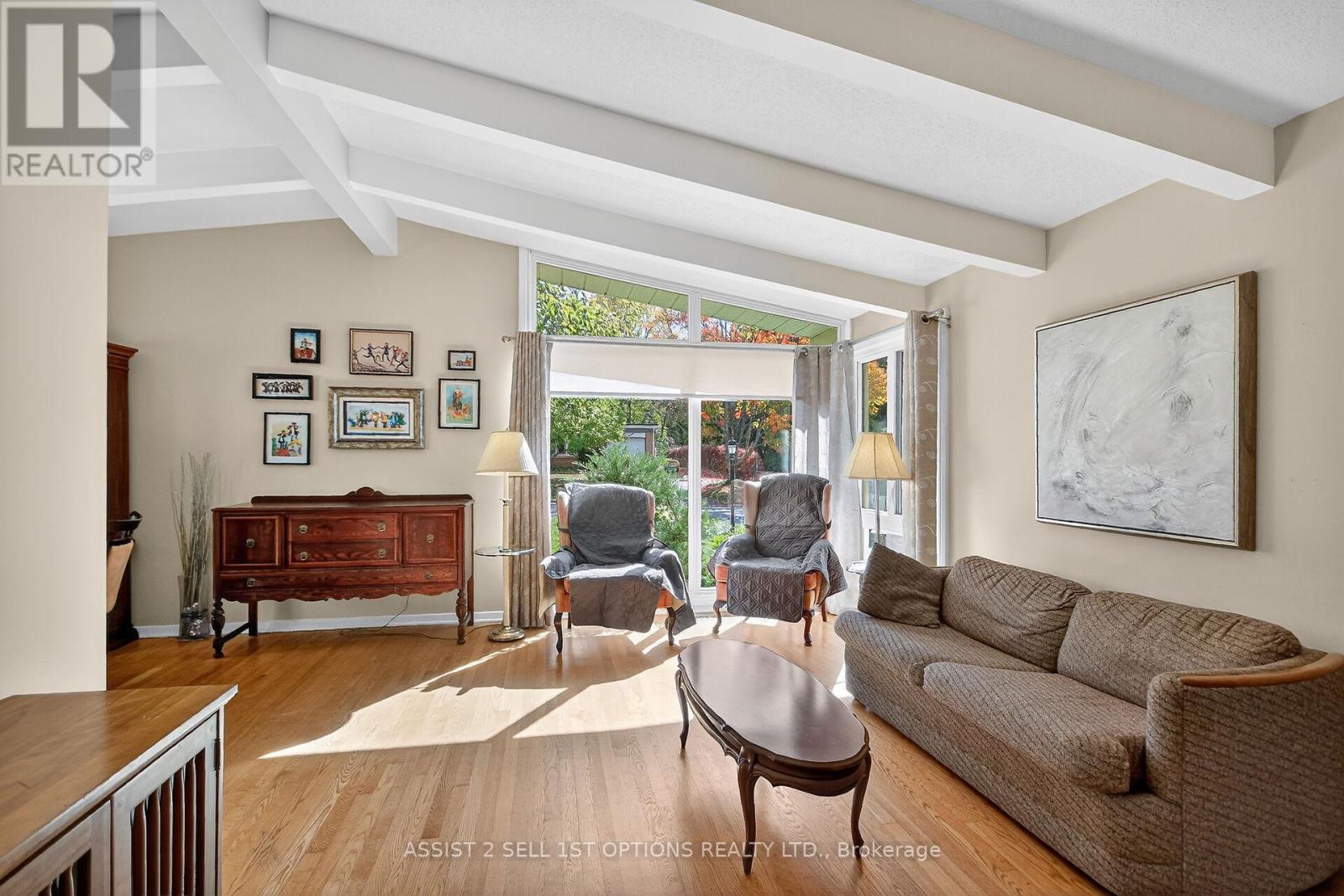 24 Barnes Crescent, Ottawa, Ontario  K2H 7C2 - Photo 6 - X12301699