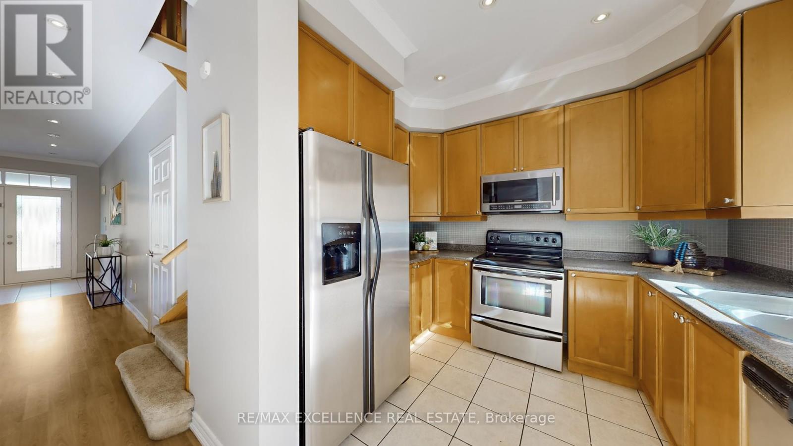 21 Overture Lane, Brampton, Ontario  L6S 6H9 - Photo 12 - W12467493