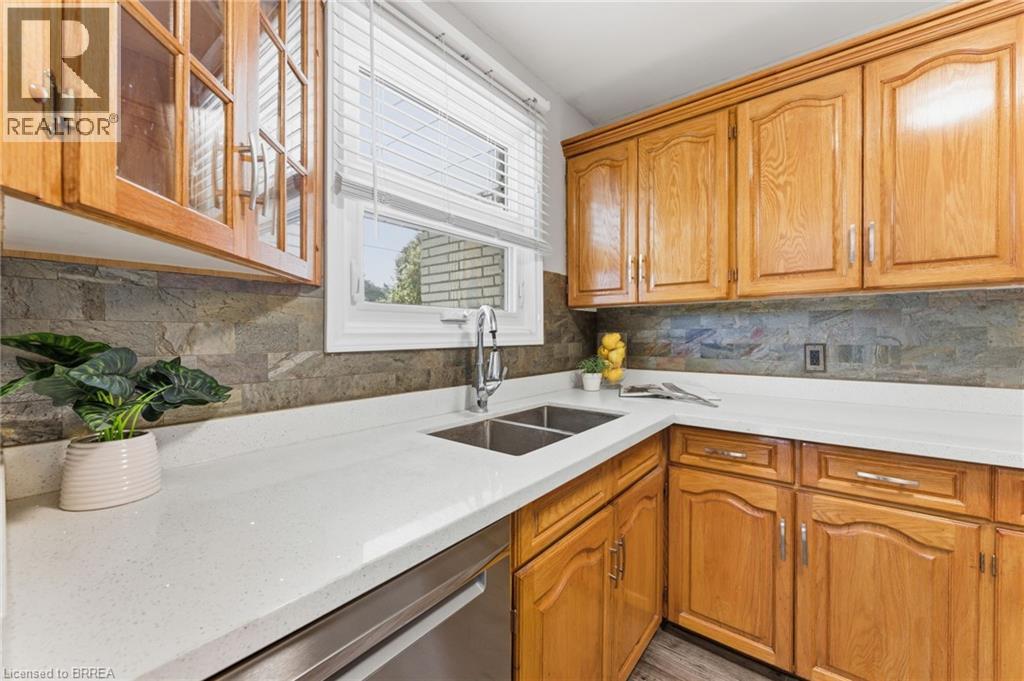 280 Darling Street, Brantford, Ontario  N3S 3X6 - Photo 7 - 40773155