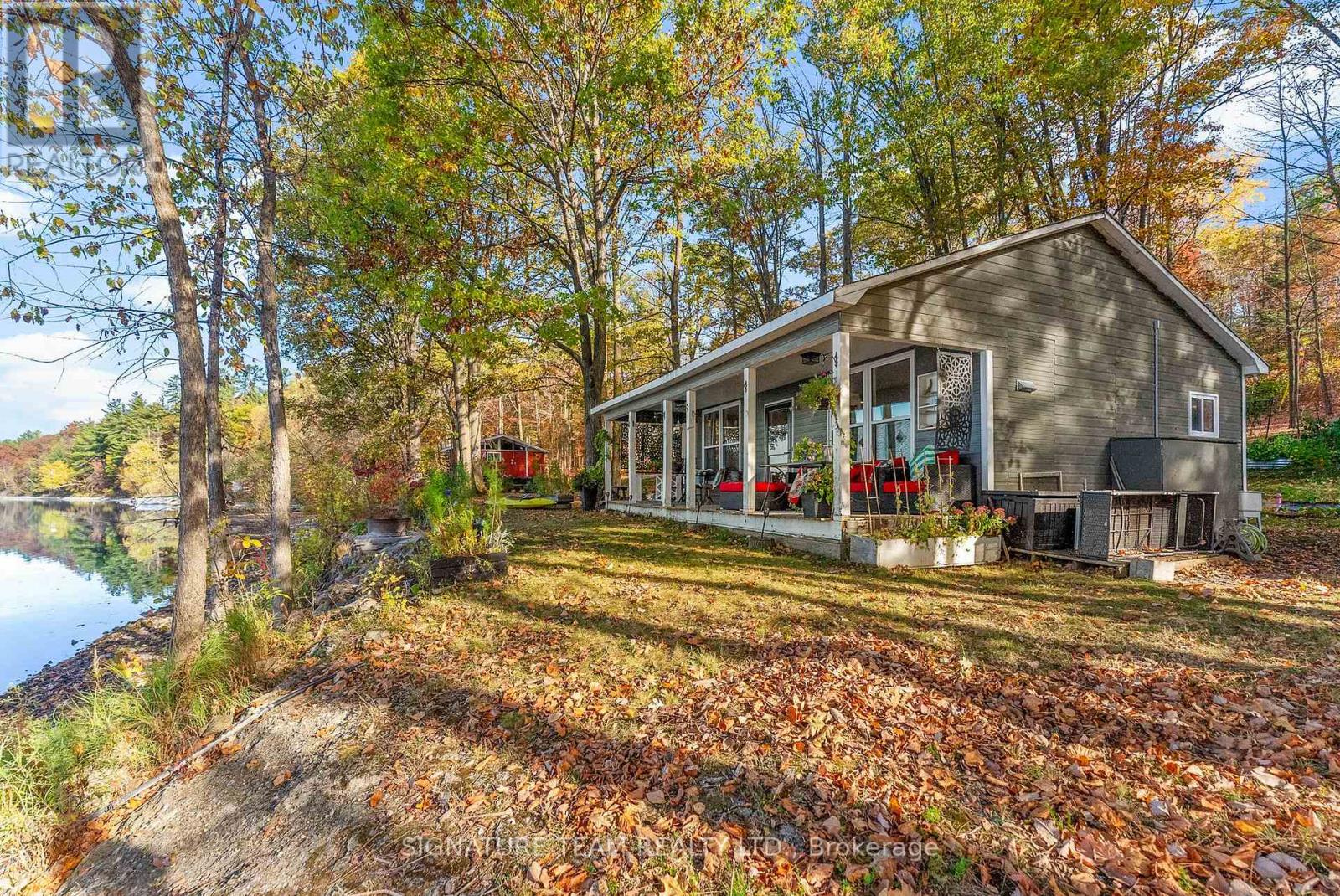 6 Harlow Trail, Whitewater Region, Ontario  K0J 1K0 - Photo 2 - X12467551