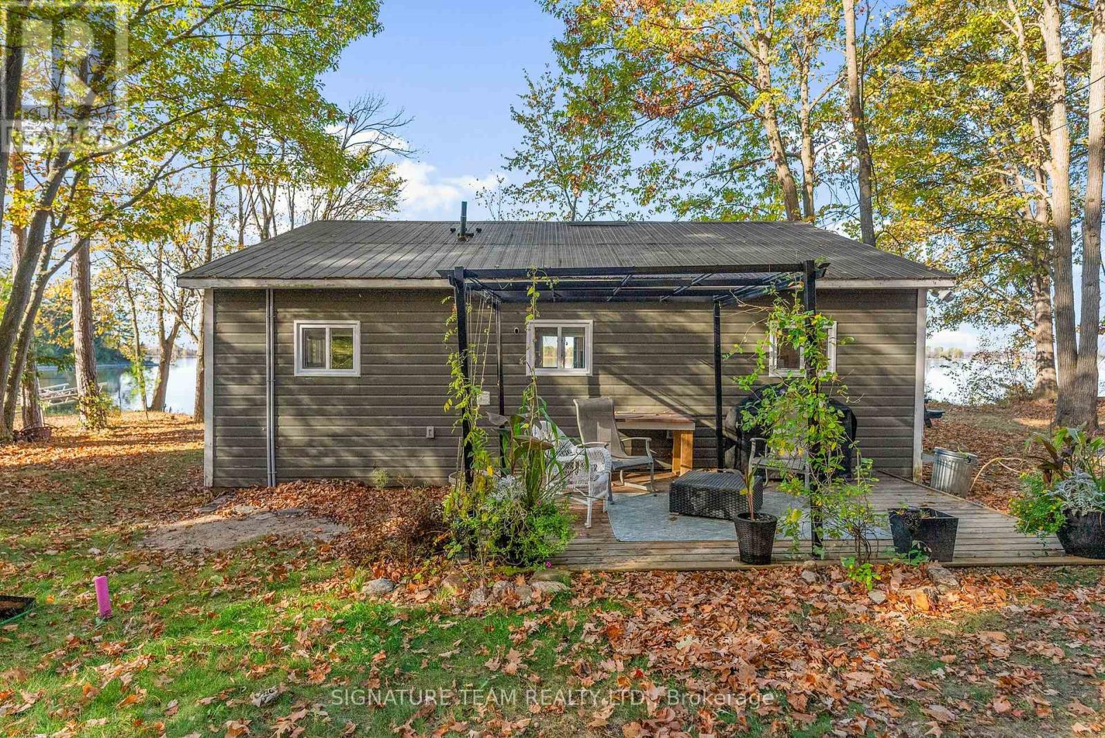 6 Harlow Trail, Whitewater Region, Ontario  K0J 1K0 - Photo 25 - X12467551