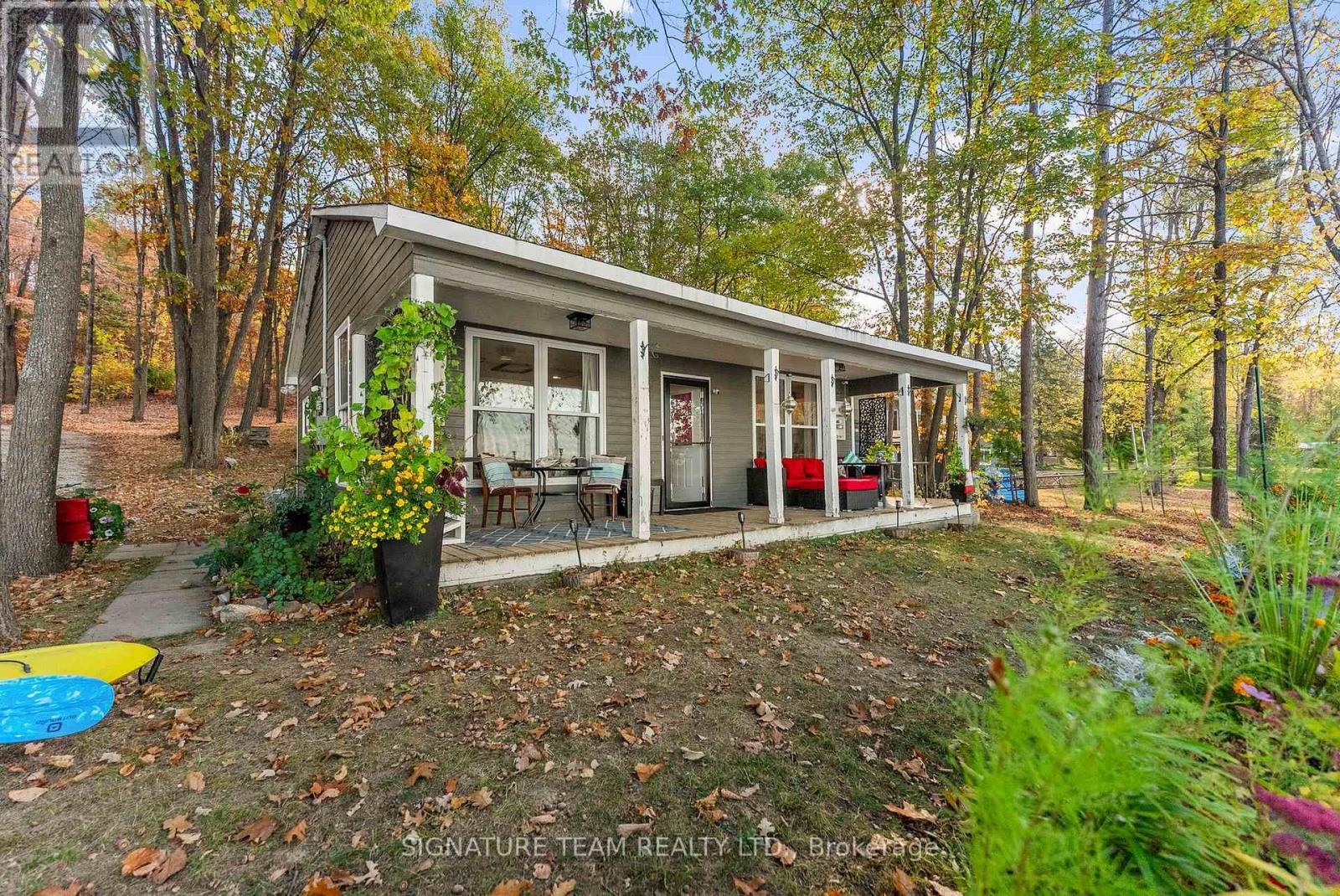 6 Harlow Trail, Whitewater Region, Ontario  K0J 1K0 - Photo 3 - X12467551