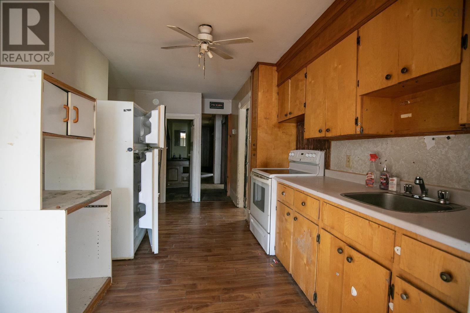 9 West Victoria Street, Amherst, Nova Scotia  B4H 1B7 - Photo 16 - 202526038