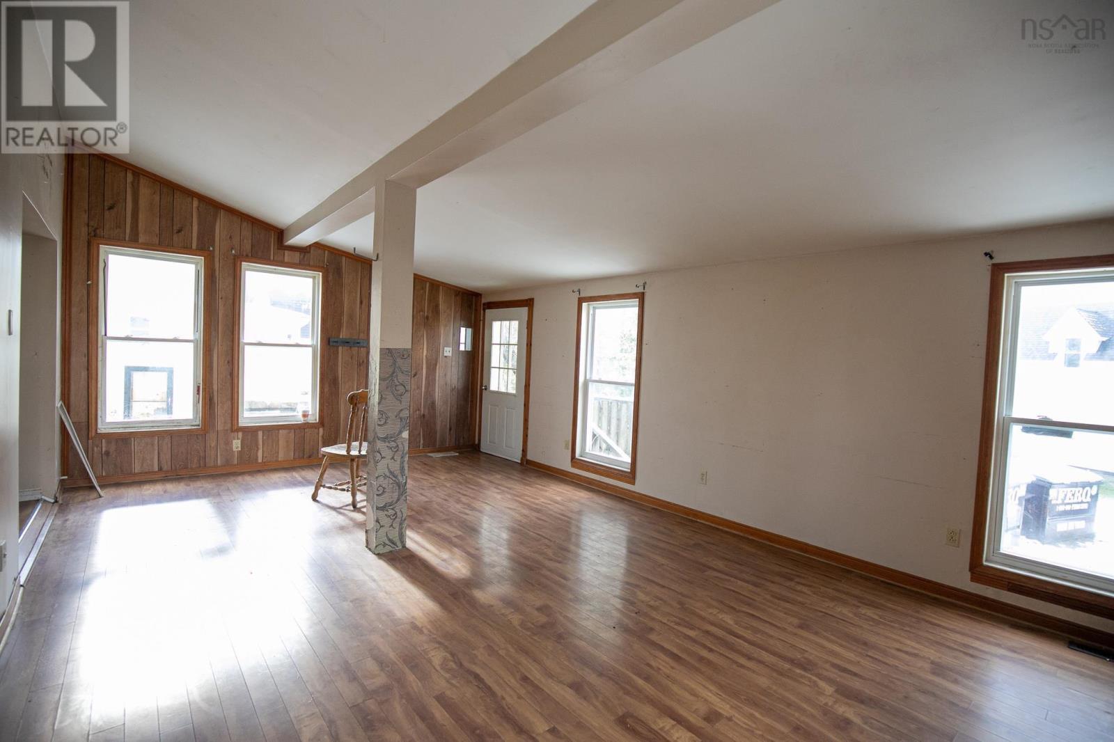 9 West Victoria Street, Amherst, Nova Scotia  B4H 1B7 - Photo 17 - 202526038