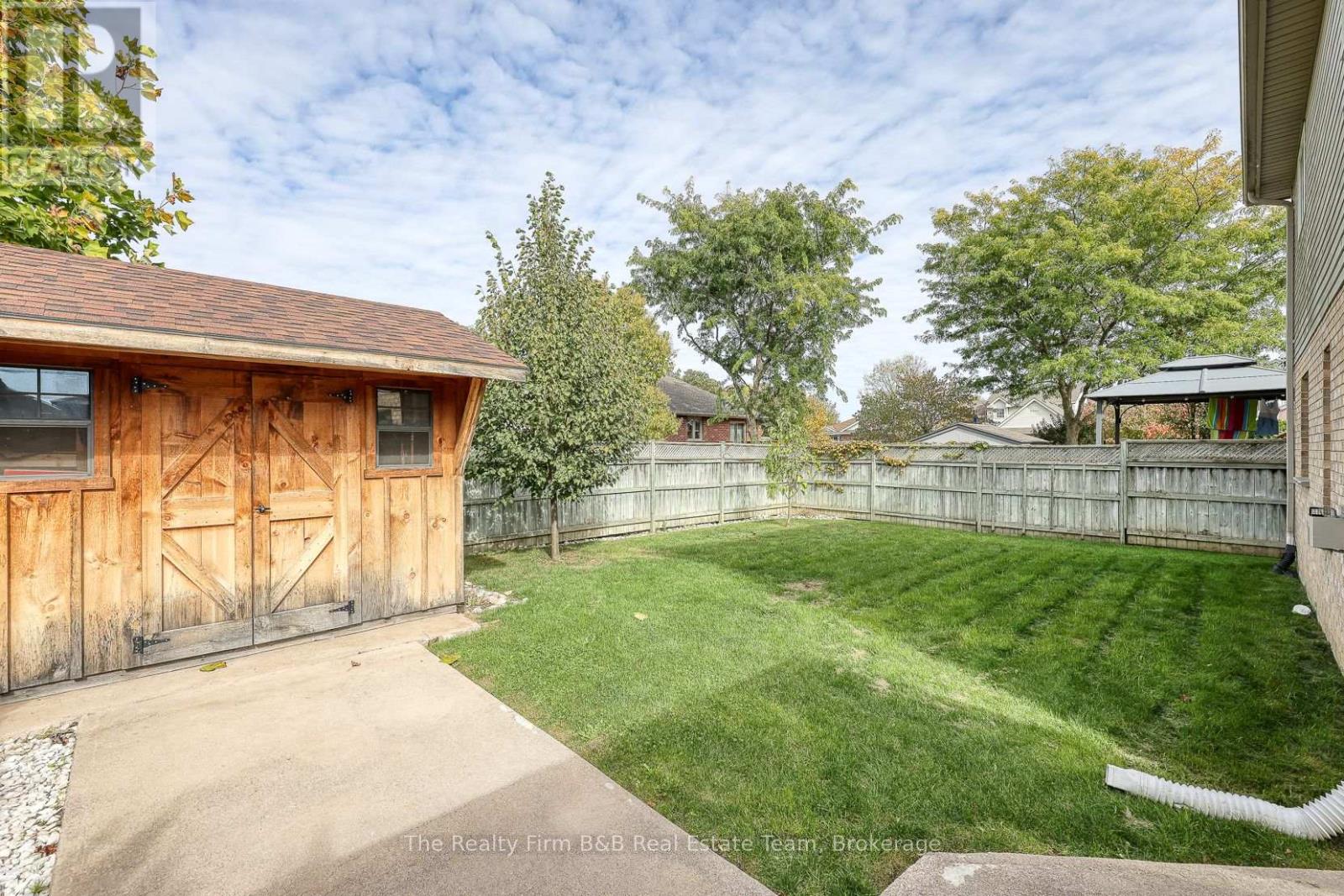 35 Blue Jay Boulevard, Woodstock, Ontario  N4T 1T2 - Photo 11 - X12467563