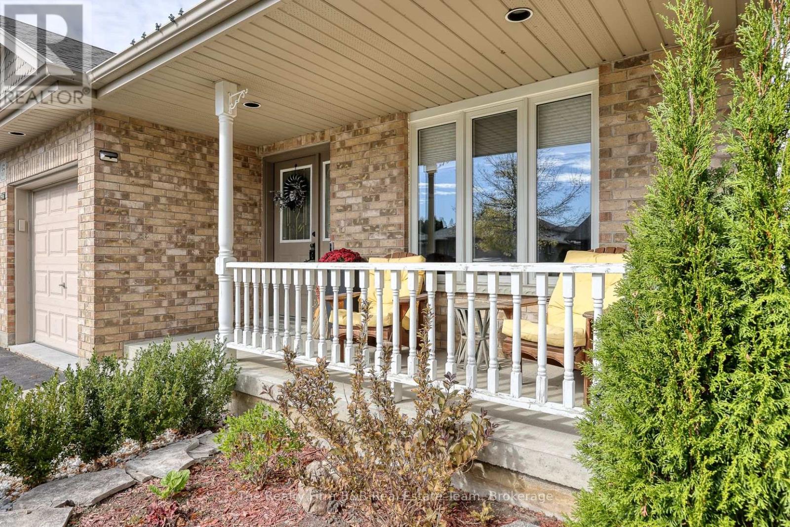 35 Blue Jay Boulevard, Woodstock, Ontario  N4T 1T2 - Photo 17 - X12467563