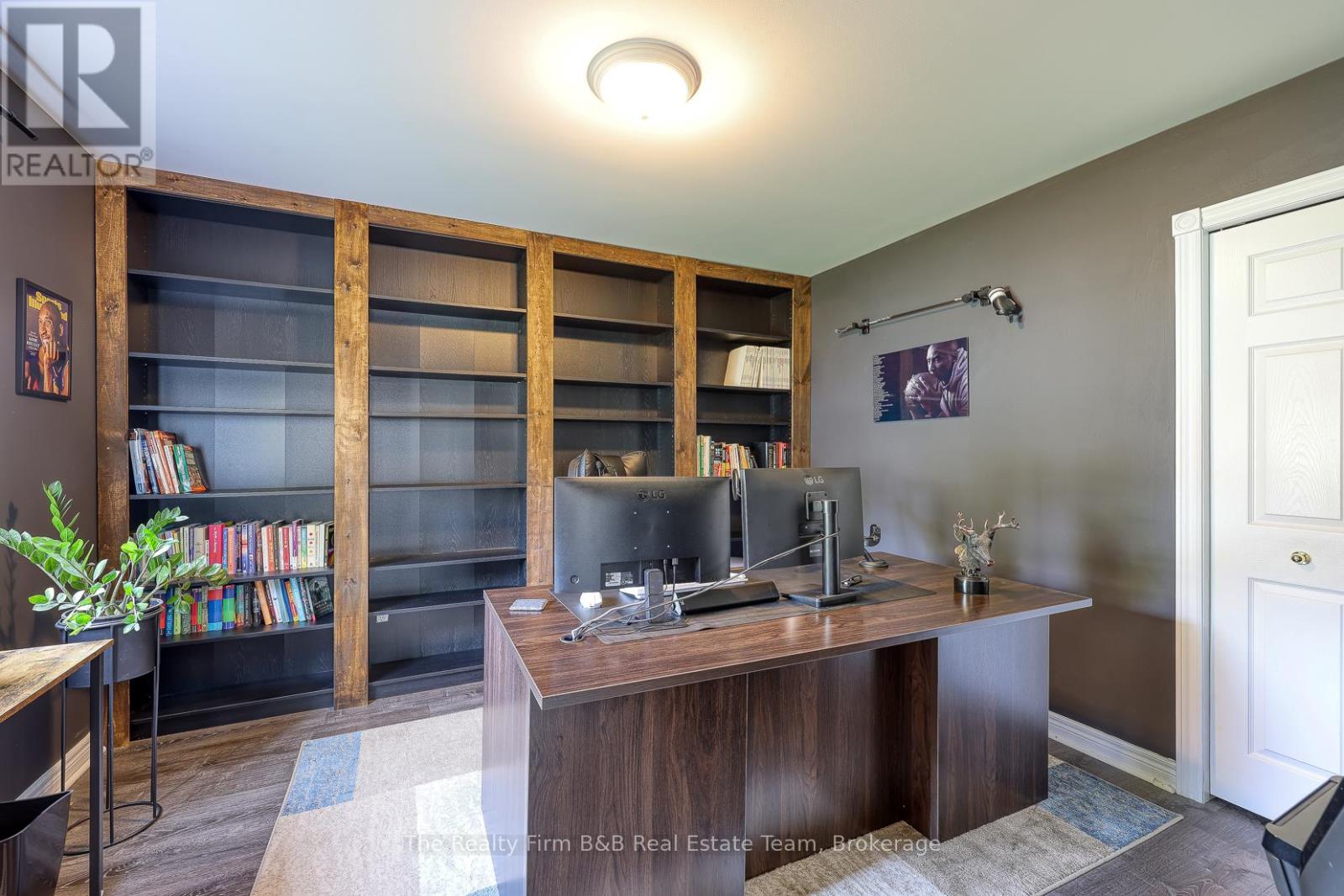 35 Blue Jay Boulevard, Woodstock, Ontario  N4T 1T2 - Photo 34 - X12467563