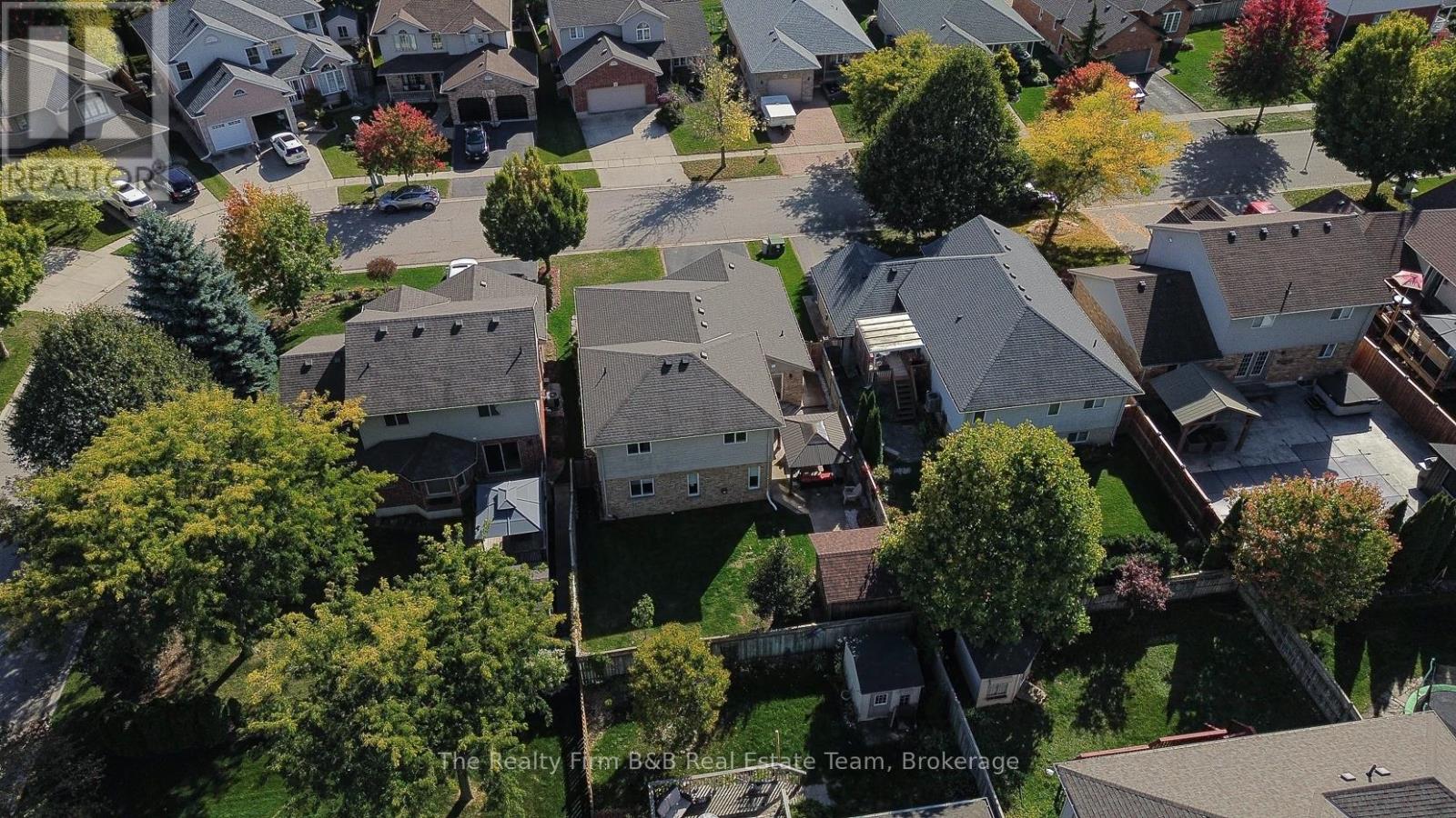 35 Blue Jay Boulevard, Woodstock, Ontario  N4T 1T2 - Photo 5 - X12467563