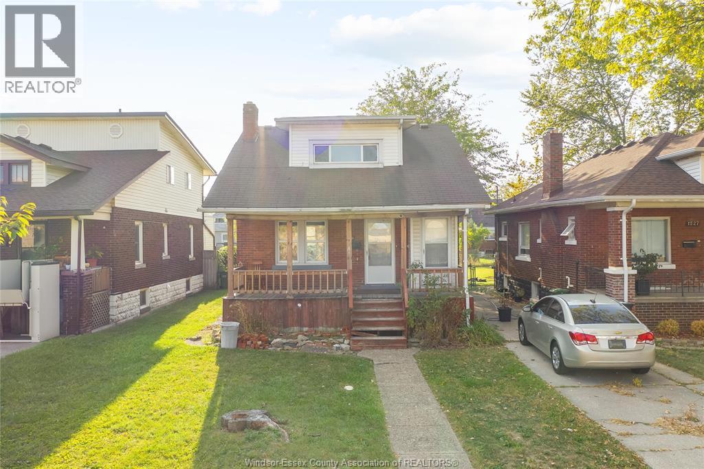 MLS# 25026340: 1531 WINDSOR AVENUE, Windsor, Canada