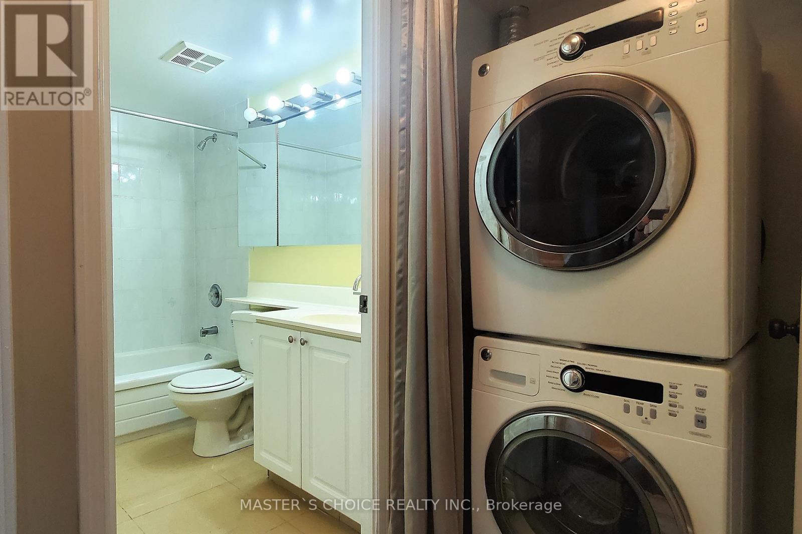 309 - 39 Pemberton Avenue, Toronto, Ontario  M2M 4L6 - Photo 2 - C12467510
