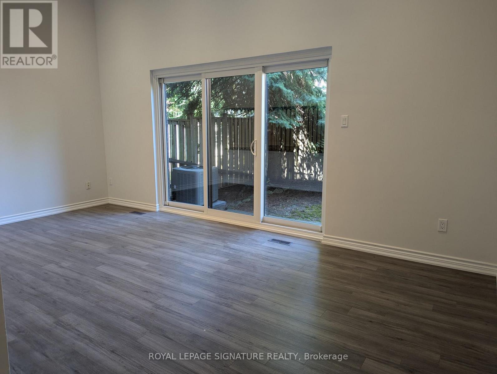 32 Burnt Meadoway, Toronto, Ontario  M2H 2V3 - Photo 3 - C12467536