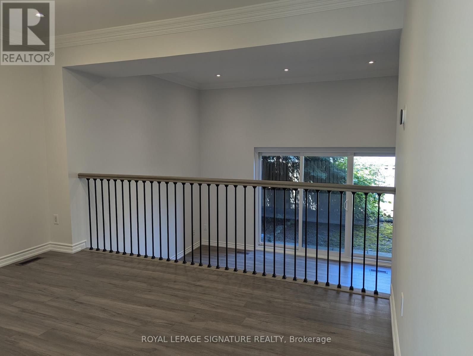 32 Burnt Meadoway, Toronto, Ontario  M2H 2V3 - Photo 4 - C12467536