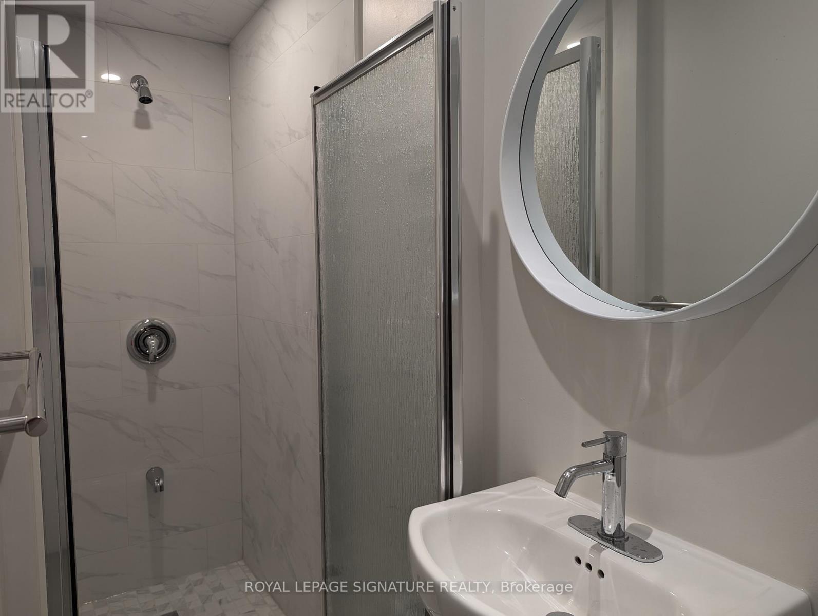 32 Burnt Meadoway, Toronto, Ontario  M2H 2V3 - Photo 5 - C12467536