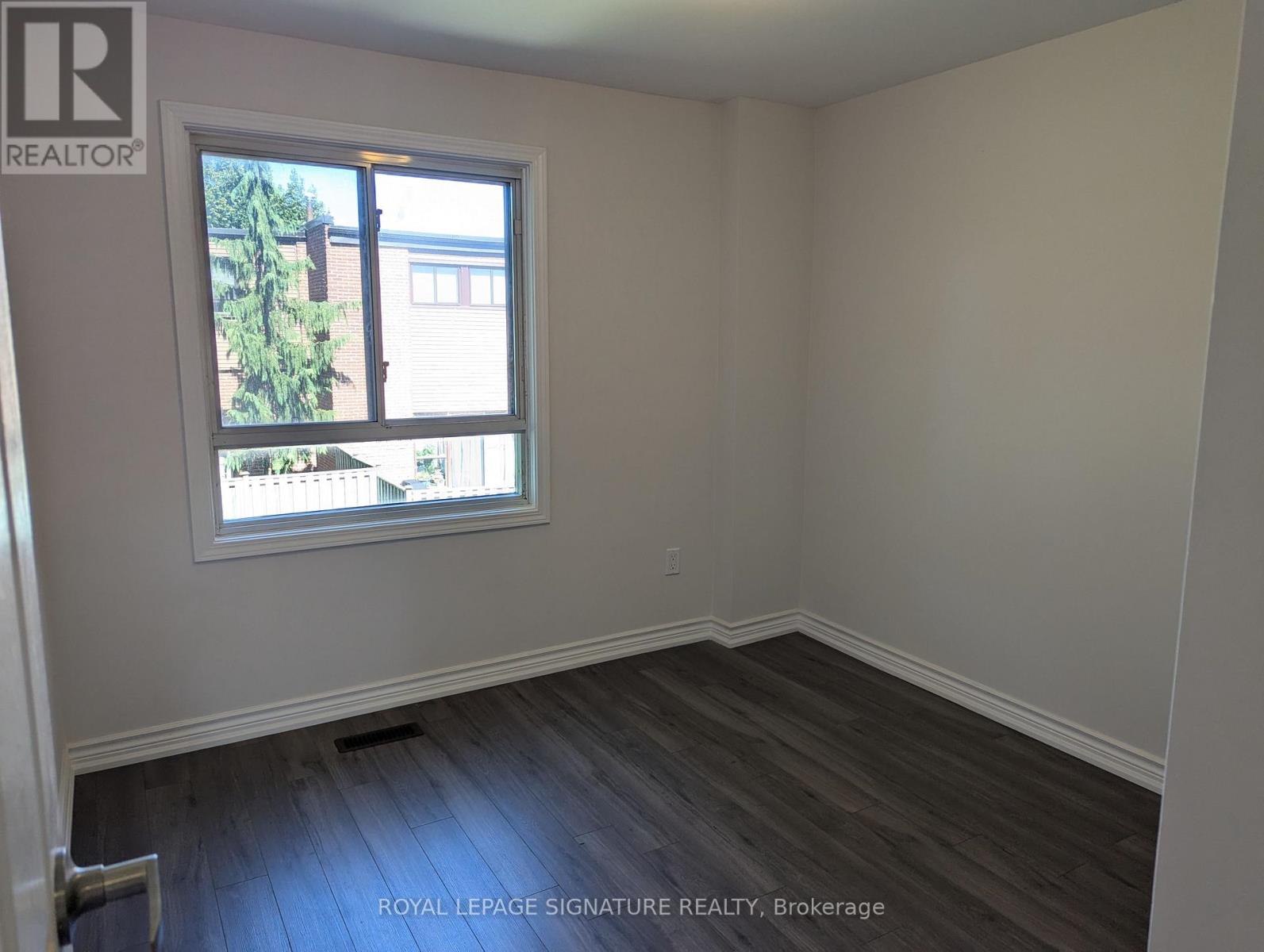 32 Burnt Meadoway, Toronto, Ontario  M2H 2V3 - Photo 9 - C12467536