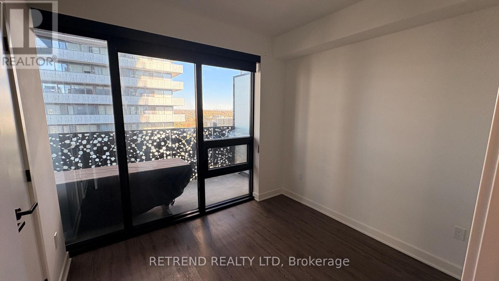 2410 - 55 Charles Street E, Toronto, Ontario  M4Y 1S9 - Photo 6 - C12467544
