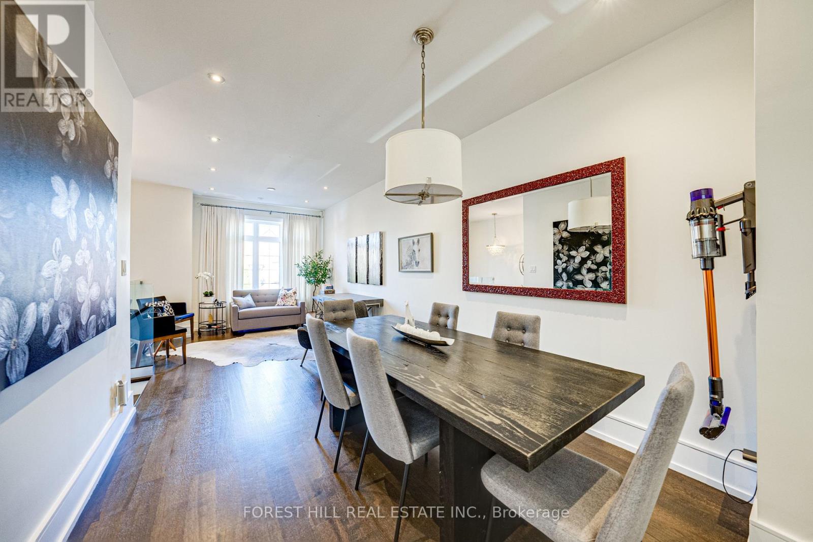 15a Roslin Avenue, Toronto, Ontario  M4N 1Y8 - Photo 13 - C12467560