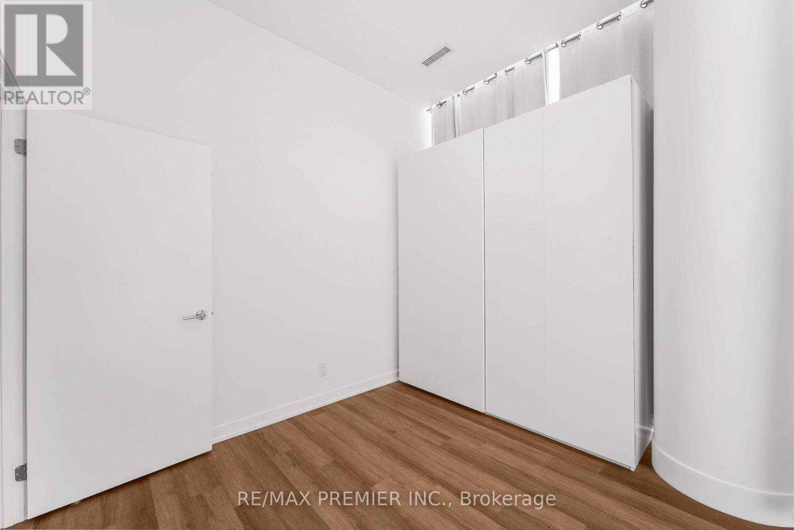 102 - 38 Monte Kwinter Court, Toronto, Ontario  M3H 0E2 - Photo 23 - C12467562