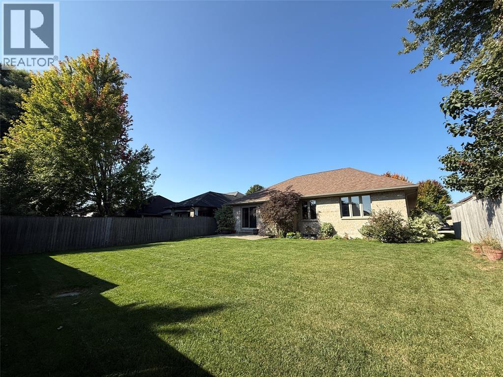 126 Stathis Boulevard, Sarnia, Ontario  N7S 5T5 - Photo 18 - 25026223