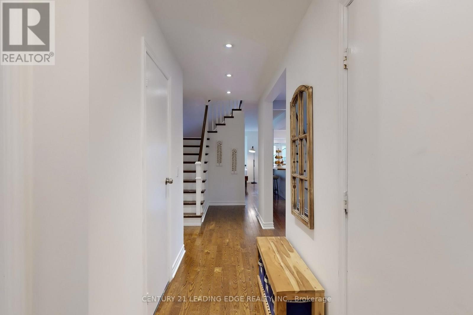 43 Karma Road, Markham, Ontario  L3R 4S8 - Photo 2 - N12467521