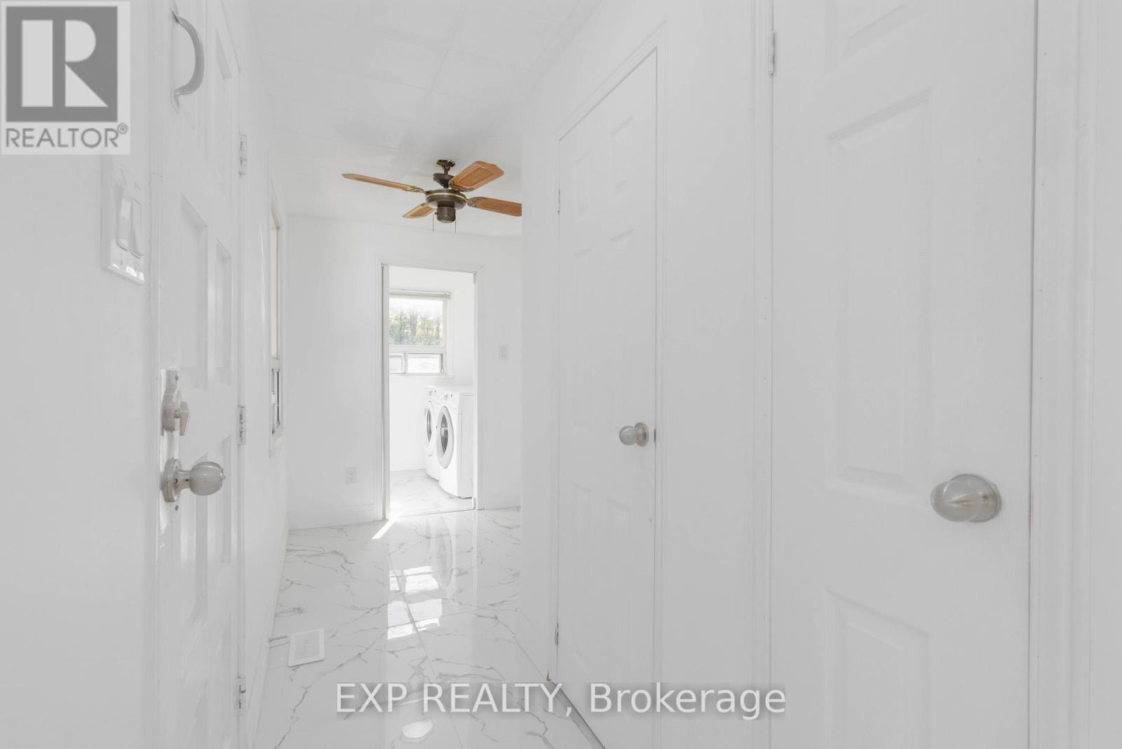 51 Burke Street, Georgina, Ontario  L0E 1R0 - Photo 16 - N12467528