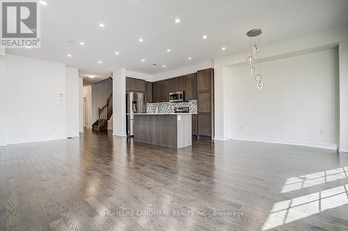 3 Moonseed Lane, Richmond Hill, Ontario  L4E 1E7 - Photo 11 - N12467561