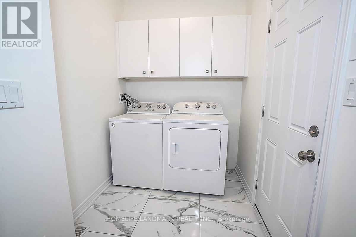 3 Moonseed Lane, Richmond Hill, Ontario  L4E 1E7 - Photo 18 - N12467561