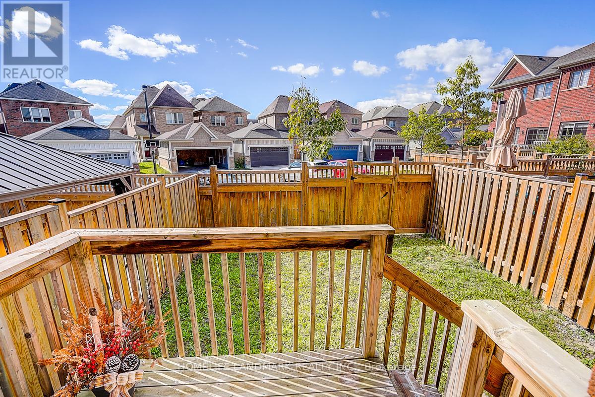 3 Moonseed Lane, Richmond Hill, Ontario  L4E 1E7 - Photo 38 - N12467561