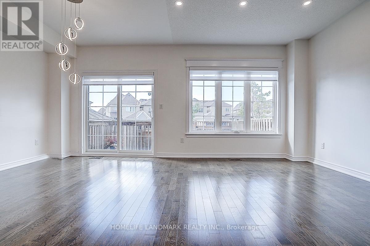 3 Moonseed Lane, Richmond Hill, Ontario  L4E 1E7 - Photo 8 - N12467561