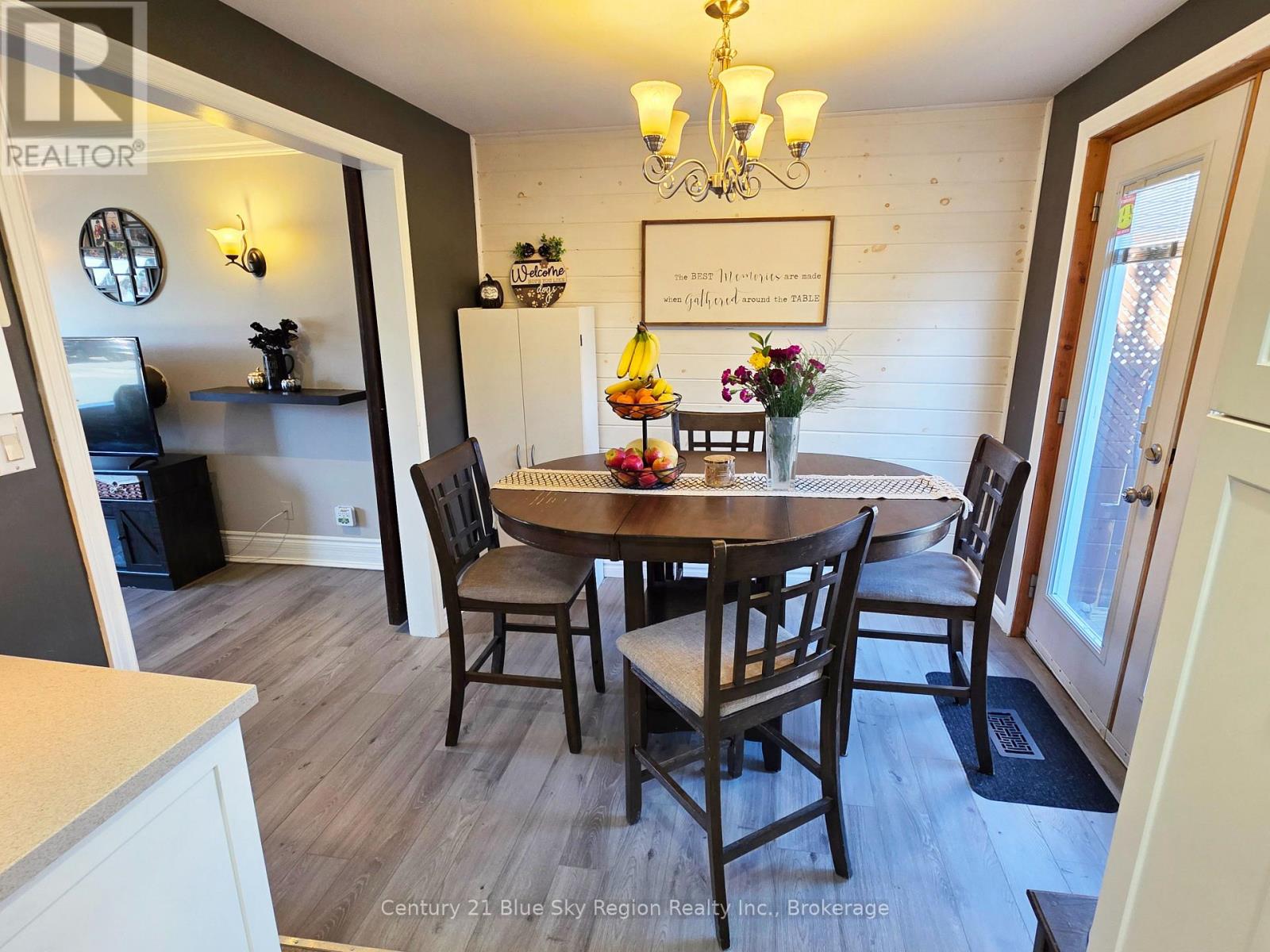 1376 Copeland Street, North Bay, Ontario P1B 3G3 - Photo 20 - X12467566