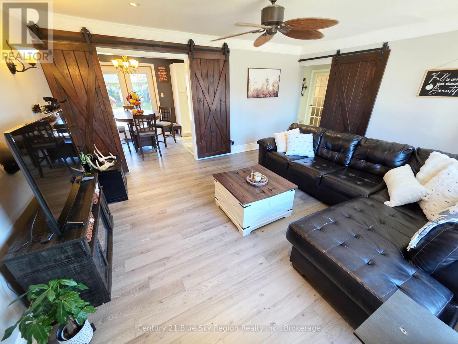 1376 Copeland Street, North Bay, Ontario P1B 3G3 - Photo 22 - X12467566