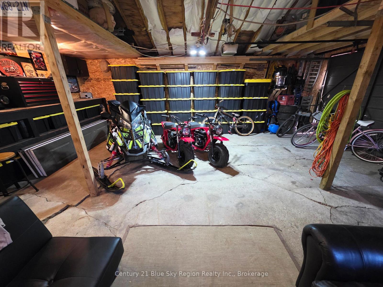 1376 Copeland Street, North Bay, Ontario P1B 3G3 - Photo 36 - X12467566