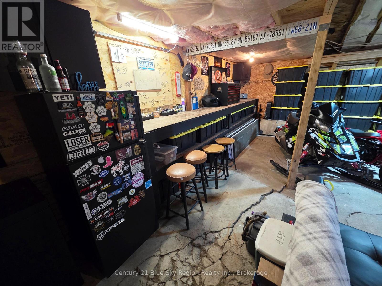 1376 Copeland Street, North Bay, Ontario P1B 3G3 - Photo 37 - X12467566