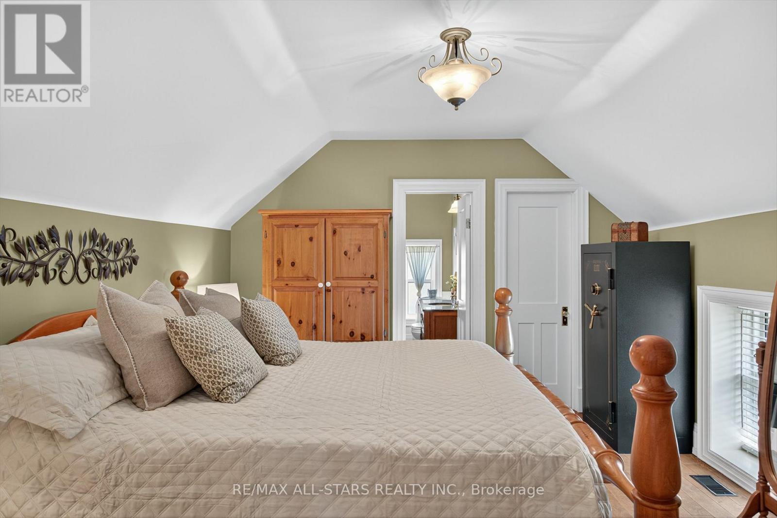 60 River Street, Brock, Ontario  L0C 1H0 - Photo 28 - N12453783