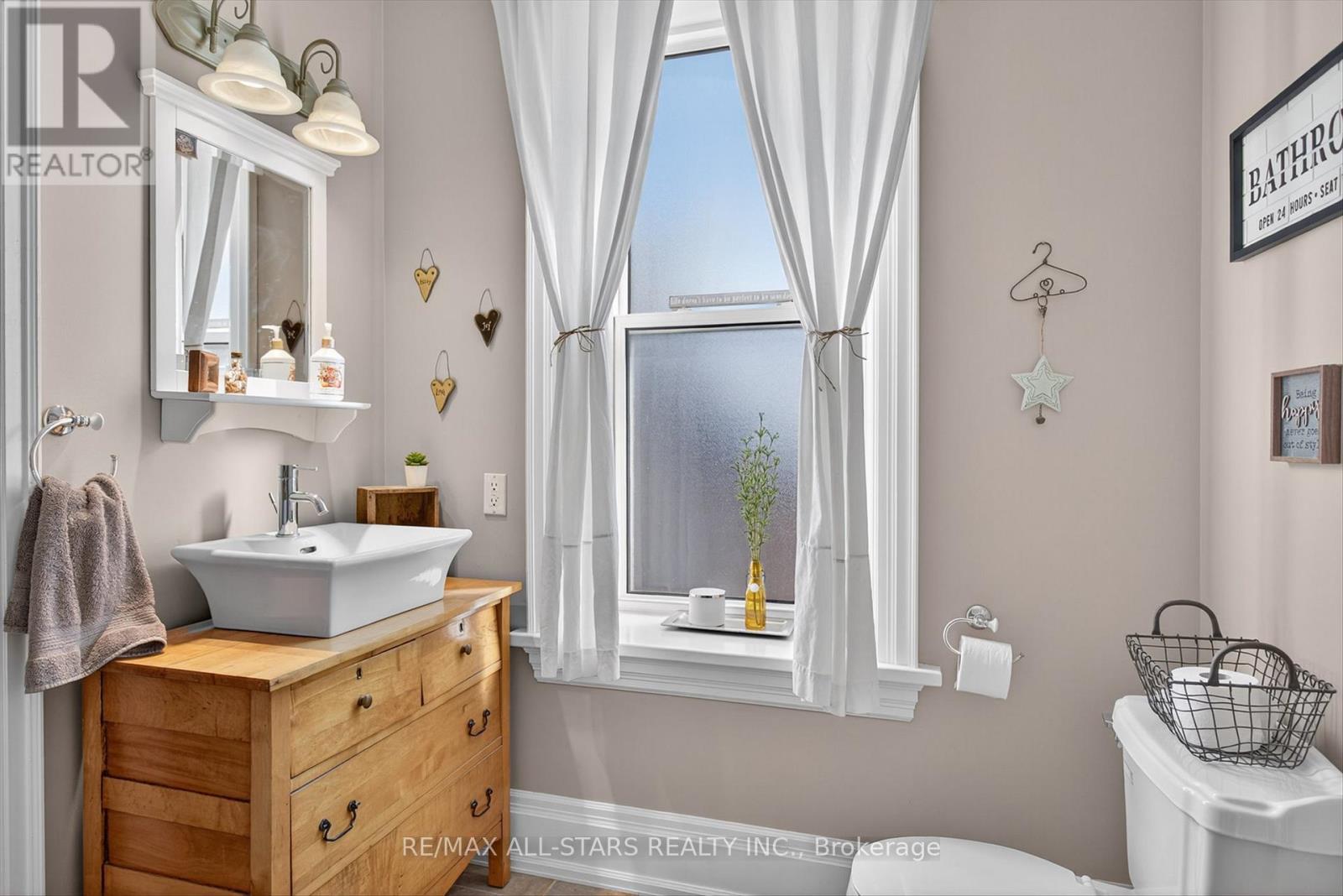 60 River Street, Brock, Ontario  L0C 1H0 - Photo 22 - N12453783