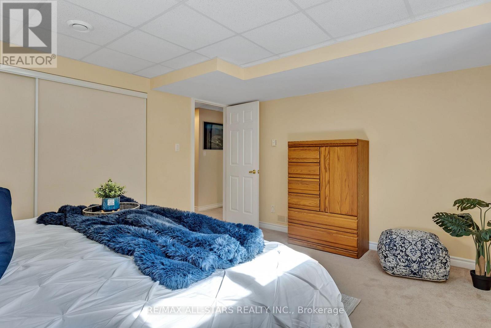 25 Sylvester Drive, Kawartha Lakes, Ontario  K9V 6E7 - Photo 28 - X12299261