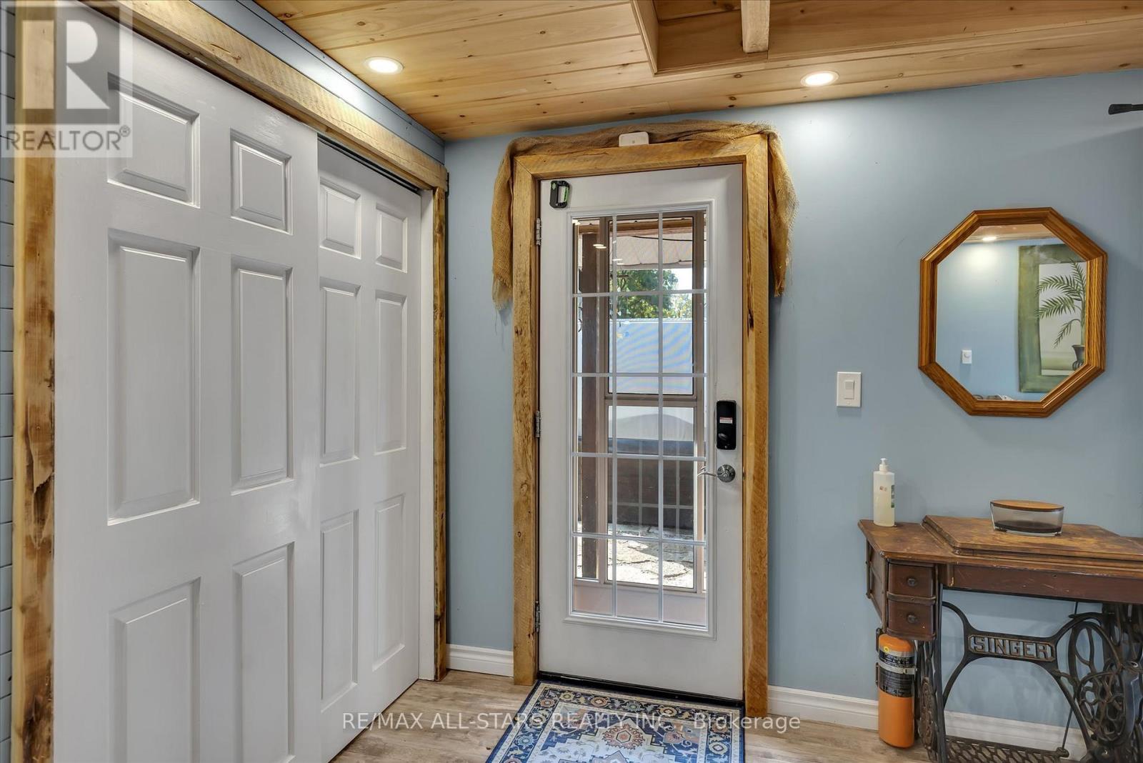 2 Sackitt Road, Kawartha Lakes, Ontario  K0M 1N0 - Photo 7 - X12314503