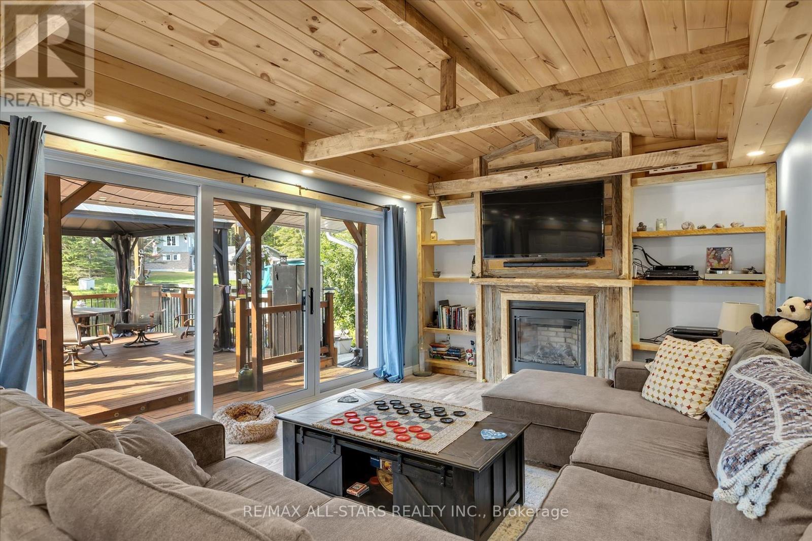 2 Sackitt Road, Kawartha Lakes, Ontario  K0M 1N0 - Photo 8 - X12314503