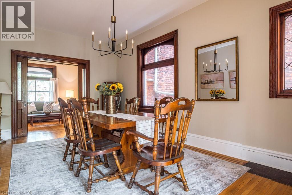 219 Charlton Avenue W, Hamilton, Ontario  L8P 2E3 - Photo 11 - 40779792