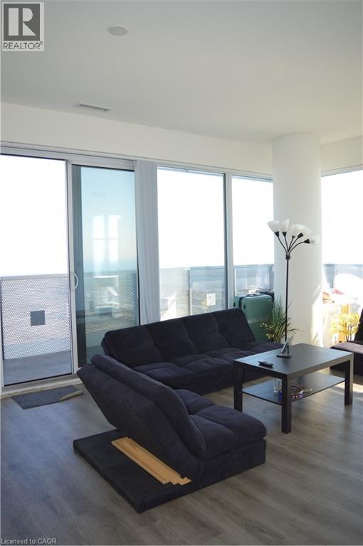 138 Downes Street, Toronto, Ontario  M5E 0E4 - Photo 2 - 40779509
