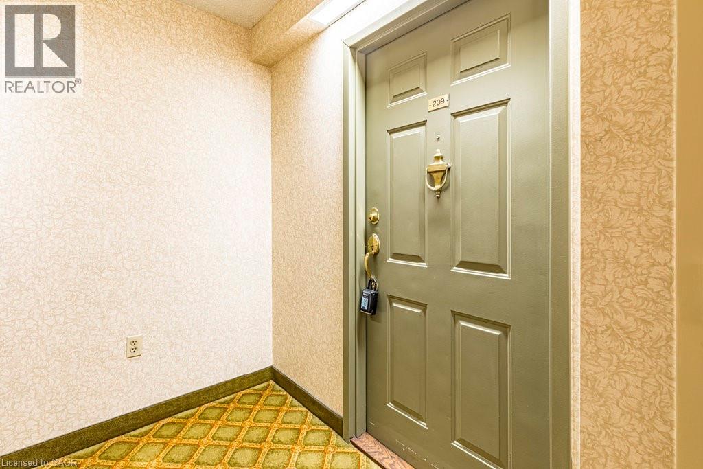 5080 Pinedale Avenue Unit# 209, Burlington, Ontario  L7L 5V7 - Photo 5 - 40778730