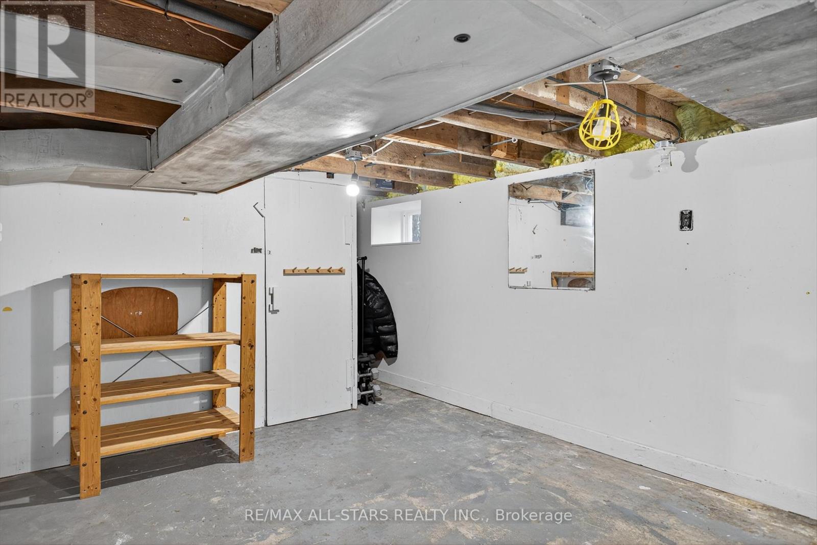 76 Wellington Street, Kawartha Lakes, Ontario  K9V 3N9 - Photo 36 - X12439326