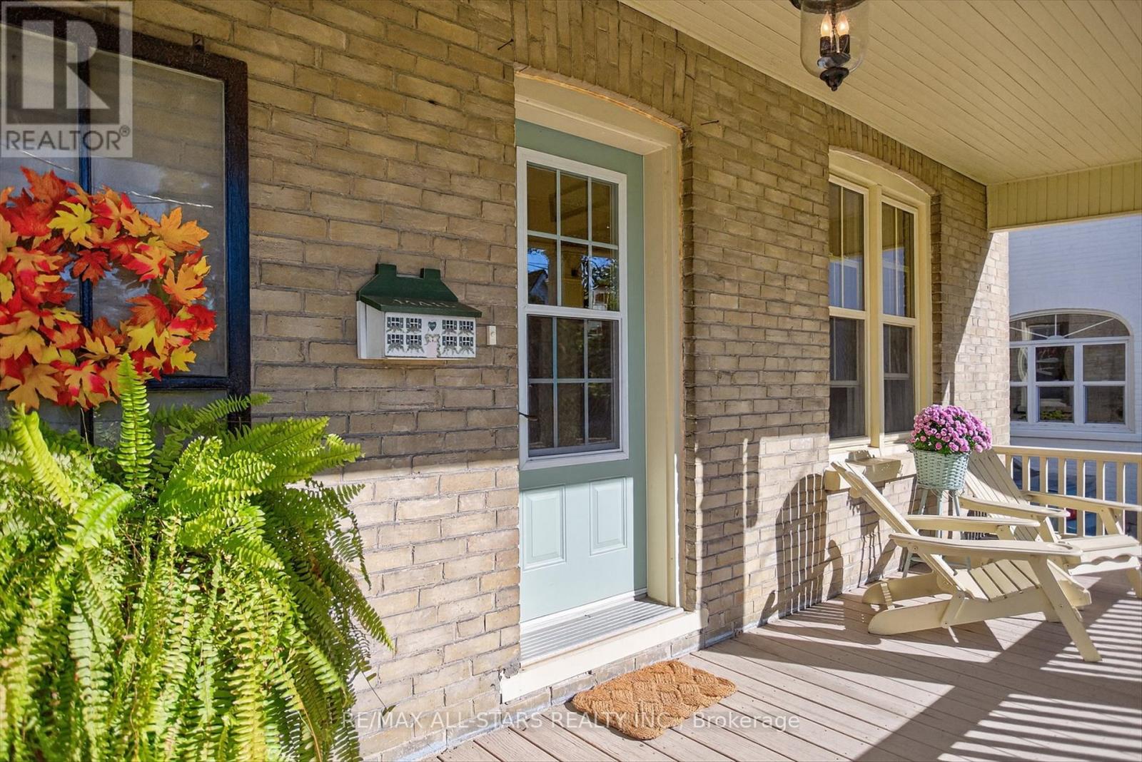 76 Wellington Street, Kawartha Lakes, Ontario  K9V 3N9 - Photo 4 - X12439326