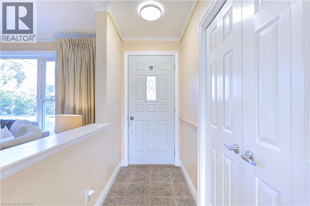 46 Woodlawn Avenue, Mississauga, Ontario  L5G 3K6 - Photo 22 - 40769055