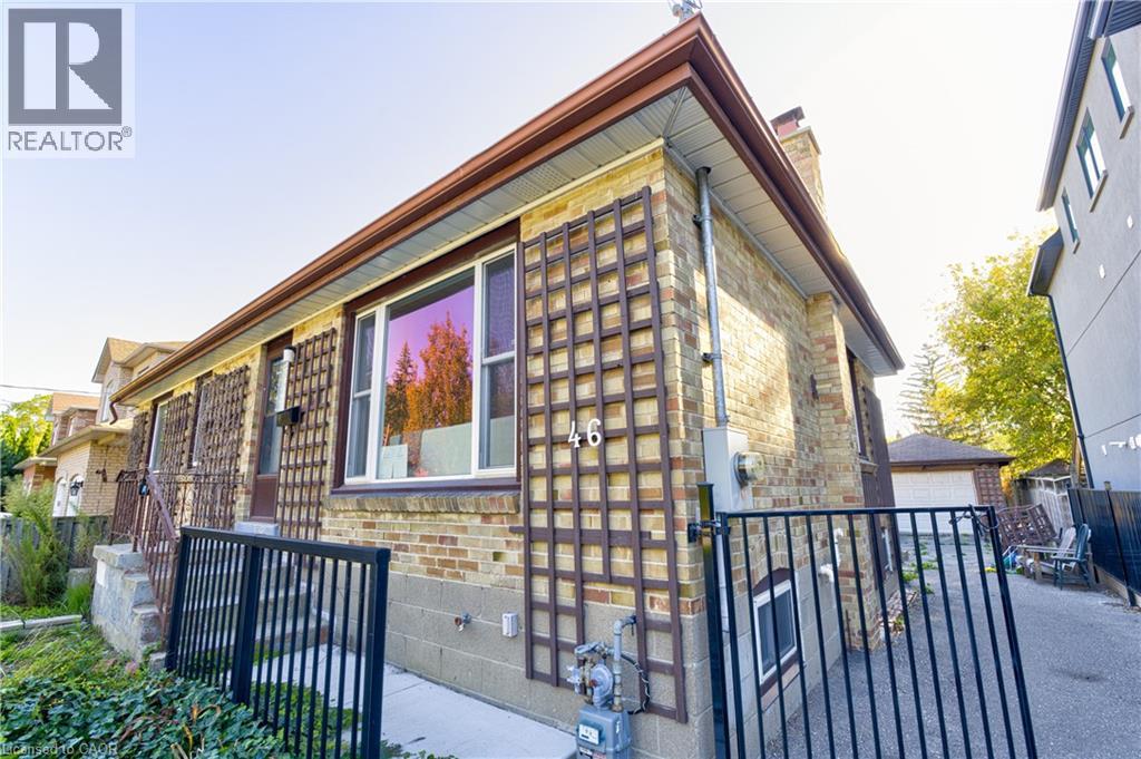 46 Woodlawn Avenue, Mississauga, Ontario  L5G 3K6 - Photo 23 - 40769055