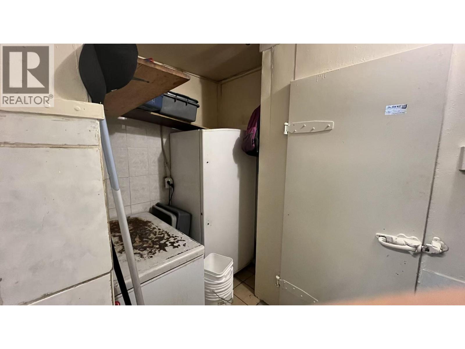 Unknown Address, ,     - Photo 11 - C8073065