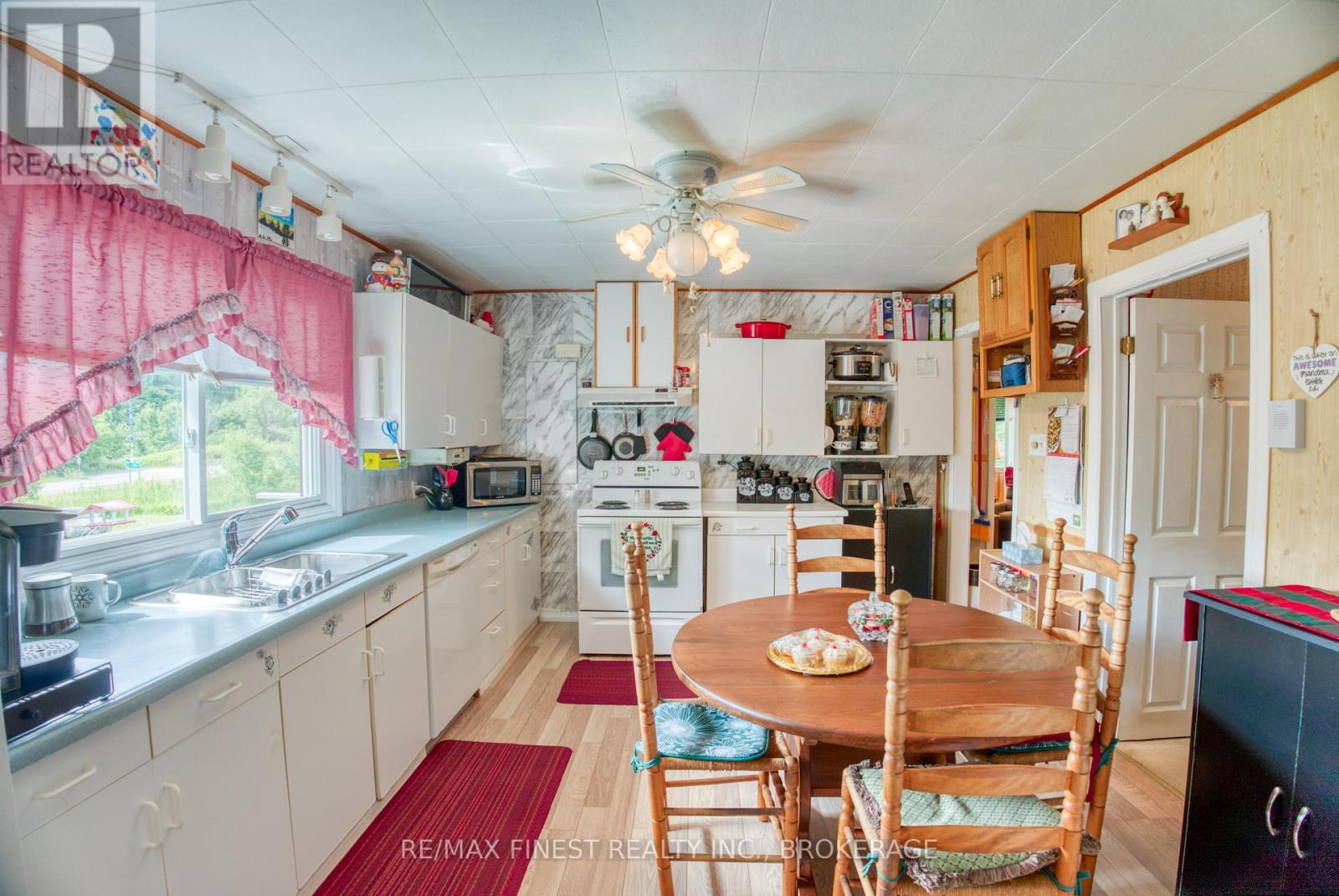 30530 Highway 7, Frontenac (Frontenac Centre), Ontario  K0H 1B0 - Photo 12 - X12467582