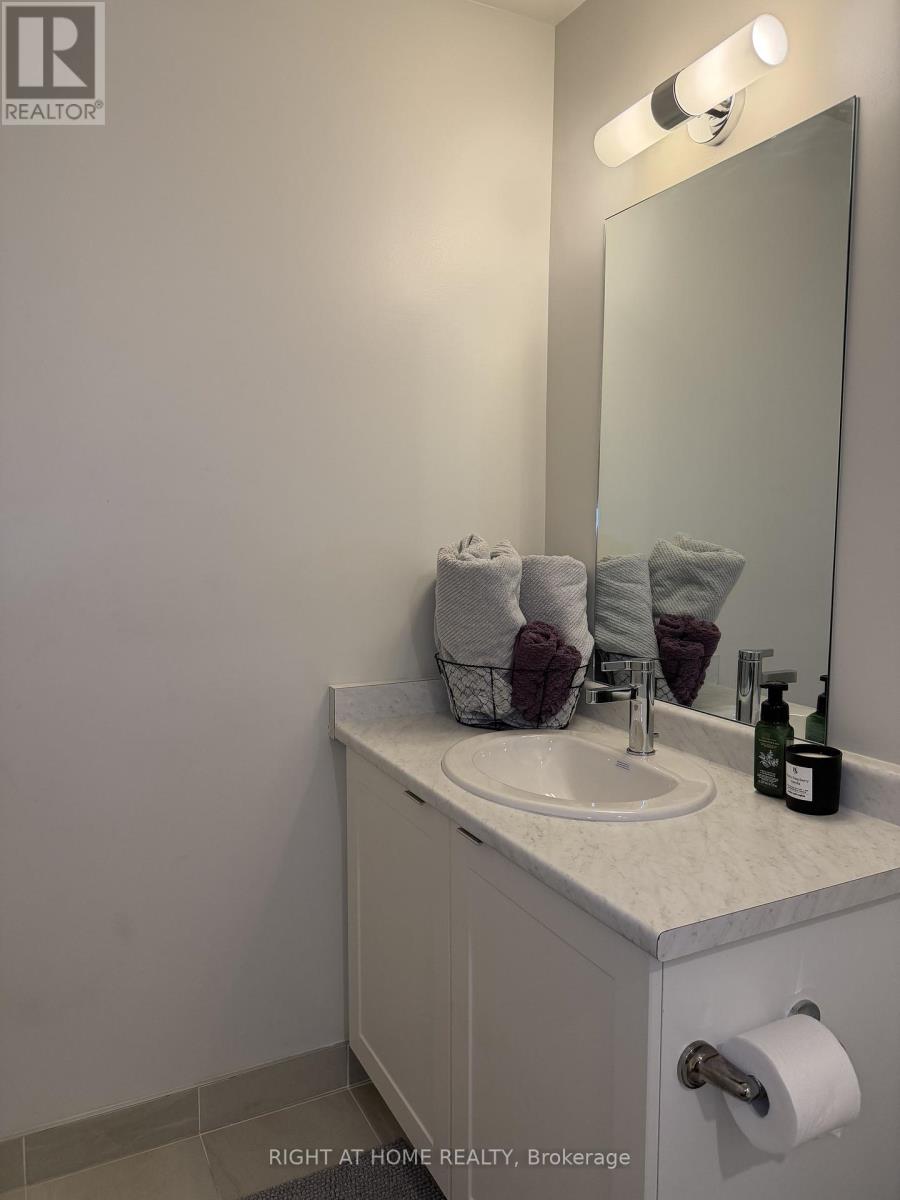 207 - 62 Sky Harbour Drive, Brampton, Ontario  L6Y 0C1 - Photo 17 - W12467526