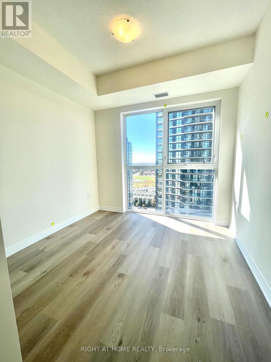 1606 - 15 Watergarden Drive, Mississauga, Ontario  L5R 0H4 - Photo 12 - W12467533