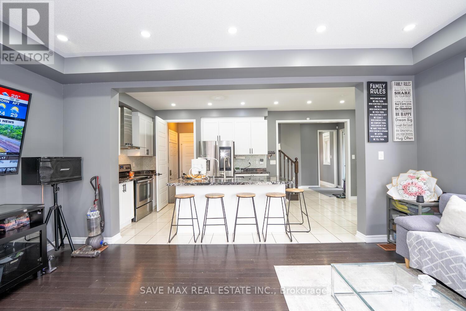 2 Billiter Road, Brampton, Ontario  L7A 4G8 - Photo 11 - W12467534